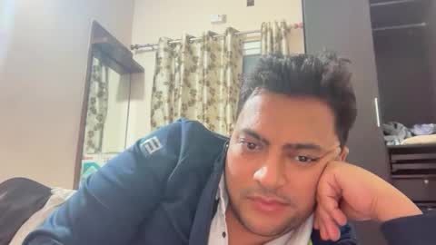 Snapshot of tigertinku chatting on 11.19.25 tigertinku online show from 11.19.25