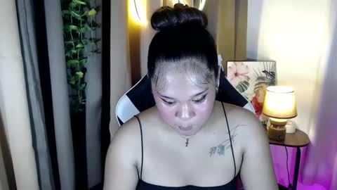 Snapshot of tightkitten4u chatting on 10.31.25 Kitti online show from 10.31.25