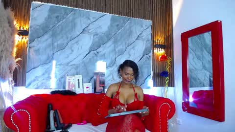 Tihara Andersoms online show from 01.26.25