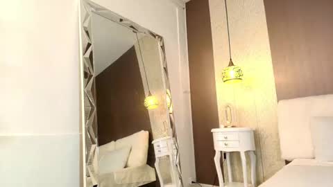 Snapshot of tiifany_baker chatting on 10.16.25 T I F F A N Y online show from 10.16.25