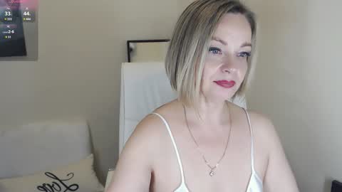 Tilly online show from 12.22.24