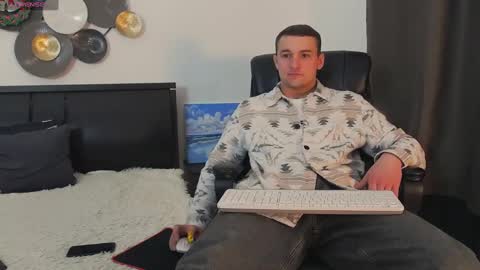 Snapshot of tim_mart chatting on 01.13.25 ask me online show from 01.13.25