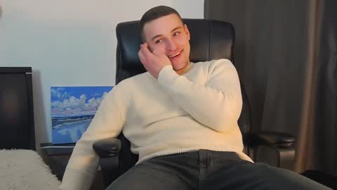 Snapshot of tim_mart chatting on 01.28.25 ask me online show from 01.28.25