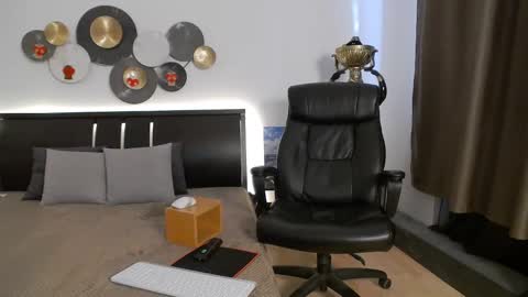 Snapshot of tim_mart chatting on 02.23.25 ask me online show from 02.23.25