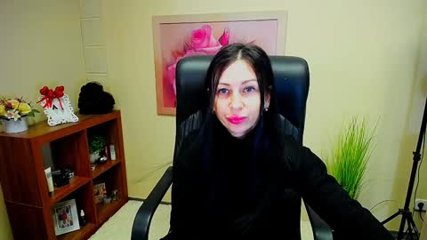 Luisa online show from 12.03.24