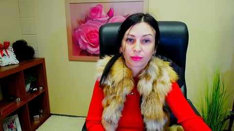 Luisa online show from 12.18.24