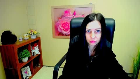 Luisa online show from 01.27.25