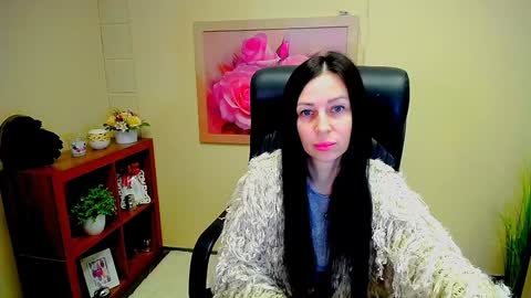 Luisa online show from 02.05.25