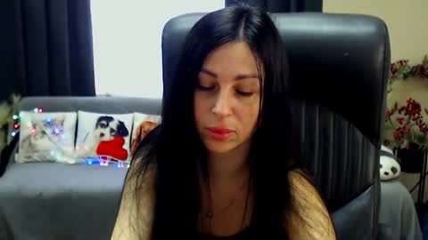Snapshot of timeparadice chatting on 06.29.26 Luisa online show from 06.29.26