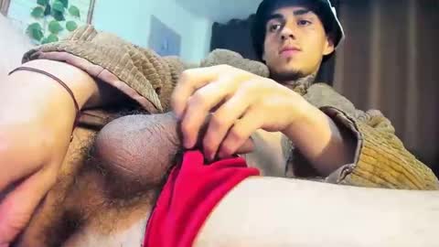 Snapshot of timewith_sebas chatting on 01.30.25 salem online show from 01.30.25