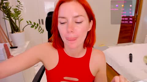 Timis but I prefer you whisper to my ear my girl online show from 01.25.25