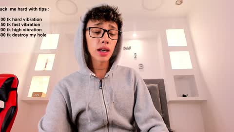 Timothy 21 years old online show from 12.10.24