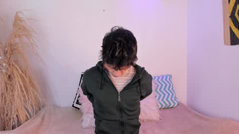 Timothy 21 years old online show from 12.19.24