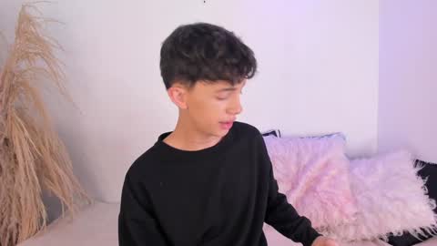 Timothy 21 years old online show from 12.21.24