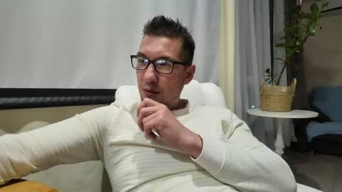 Fillipp Moris online show from 04.19.26