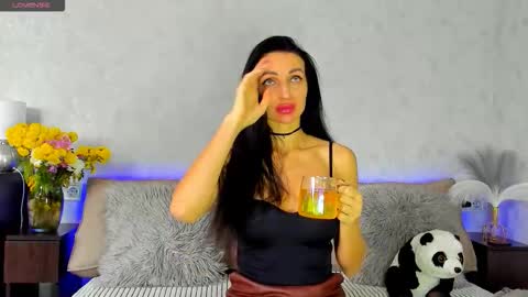 Tina online show from 10.19.25