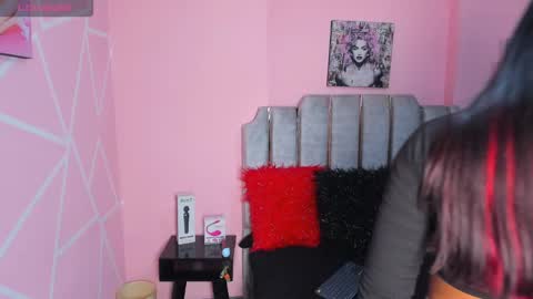 Tina noa online show from 02.12.25
