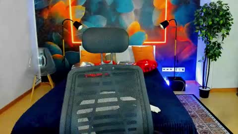 Snapshot of tina_xx_tina chatting on 02.25.26 Kristina online show from 02.25.26