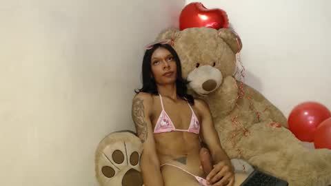 tinaa_williams online show from 02.14.25
