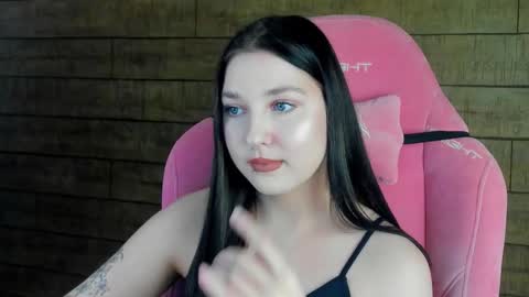 TinaBurton online show from 12.02.25