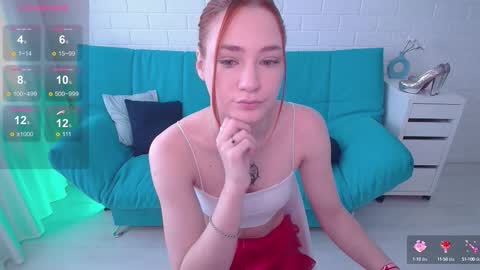 Snapshot of tinacruyze chatting on 09.13.25 Tina online show from 09.13.25
