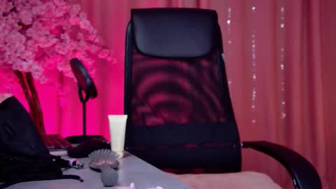 Tina Davil online show from 03.21.26