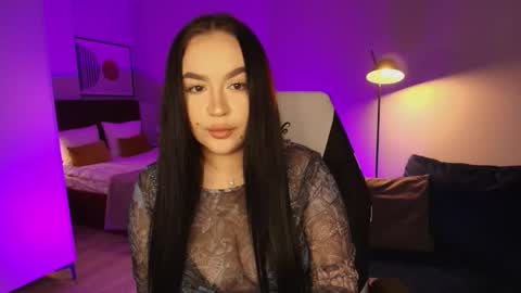 hi im curvy babyface girlie Tina online show from 02.24.26