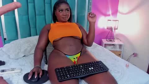 Tina online show from 09.26.25