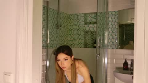 Tina online show from 05.26.26