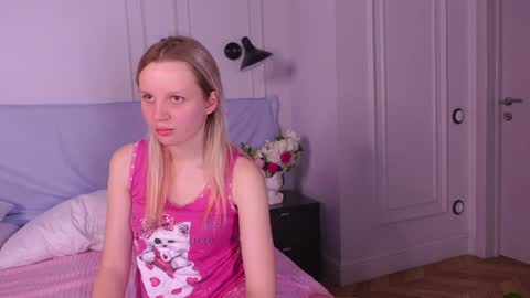 tinasiner online show from 12.23.24