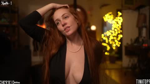 Snapshot of tinatopp chatting on 01.02.25 Tina -  online show from 01.02.25