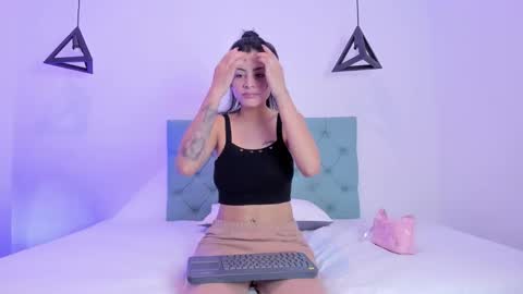 TINNY AND CANDY online show from 12.04.24