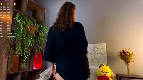 Molly online show from 11.07.25