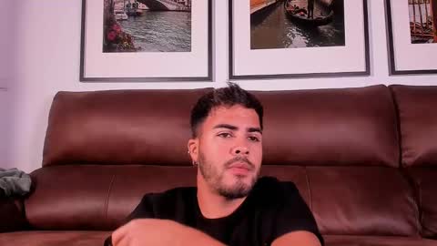 tinoclandestino online show from 12.01.24