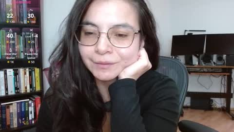 Snapshot of tiny_caroline chatting on 10.28.25 Tiny Caroline online show from 10.28.25