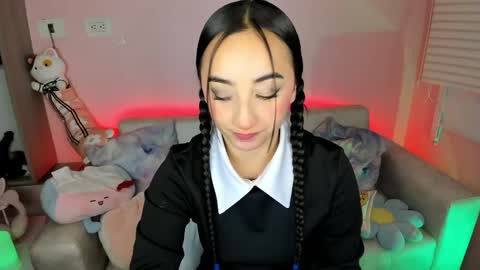 tiny_cora online show from 05.09.26