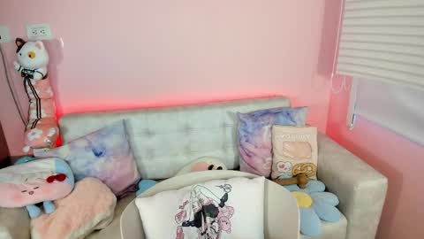 tiny_cora online show from 05.16.26