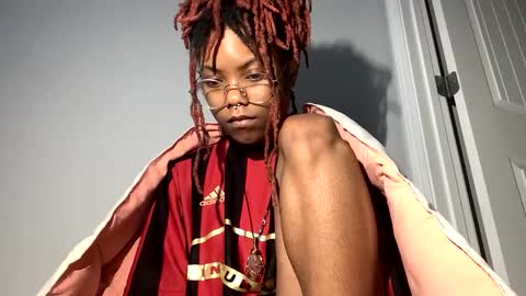 Snapshot of tiny_cupcake2 chatting on 01.29.25 cupcake online show from 01.29.25