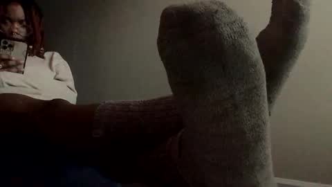 Snapshot of tiny_cupcake2 chatting on 02.12.25 cupcake online show from 02.12.25