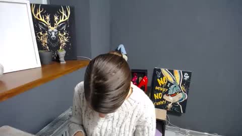 Gloria online show from 11.26.25