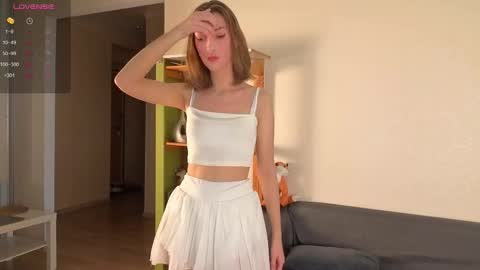 Lily online show from 09.21.25