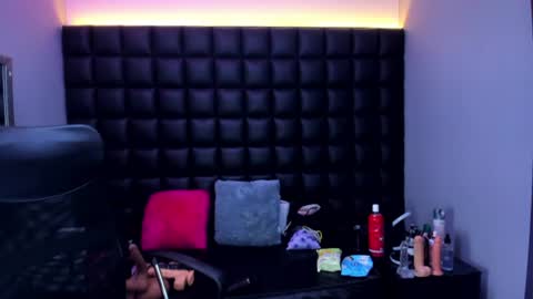 tiny online show from 07.10.26