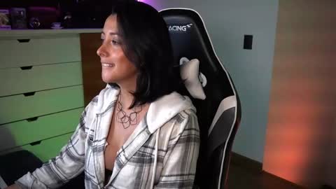 Ana Molly online show from 01.07.25