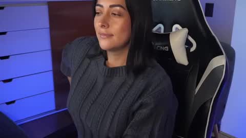 Ana Molly online show from 01.14.25