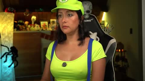 Ana Molly online show from 10.30.25