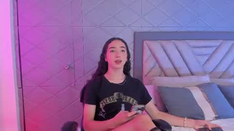 Thomm  Independent Model online show from 07.11.26