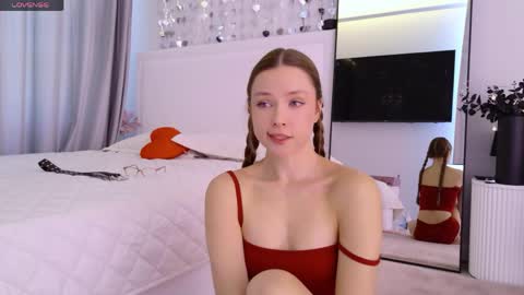 Im Tiny   -- Online  at 8 AM GMT  online show from 04.01.26