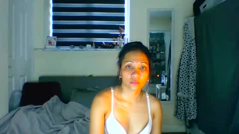 Tinyasian911718 sweetinyasian instagram online show from 02.25.25