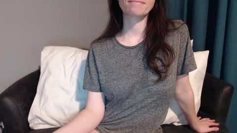 TinyyTina online show from 01.05.25