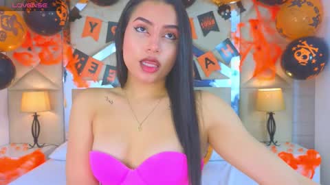 Tiphani Walker online show from 10.28.25